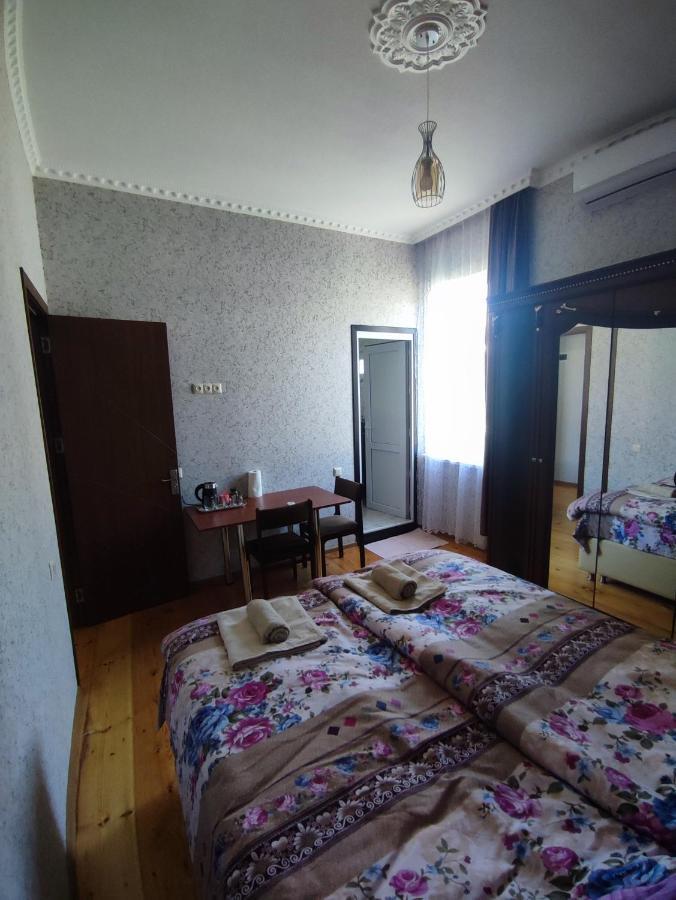 Elco Hotel Zugdidi Bagian luar foto