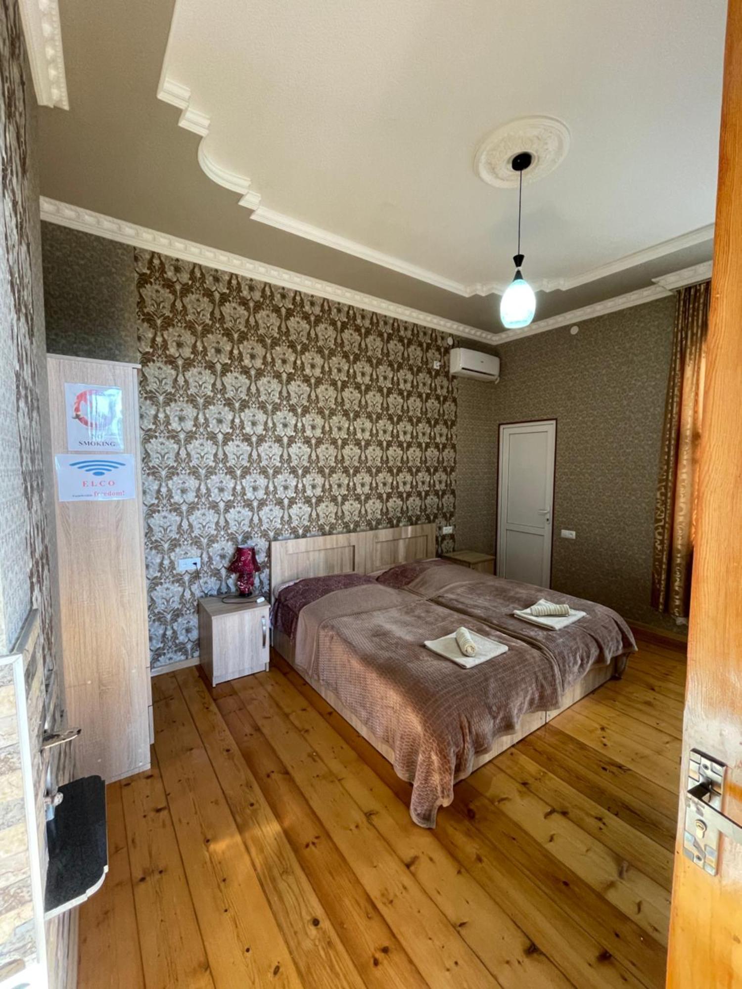 Elco Hotel Zugdidi Bagian luar foto