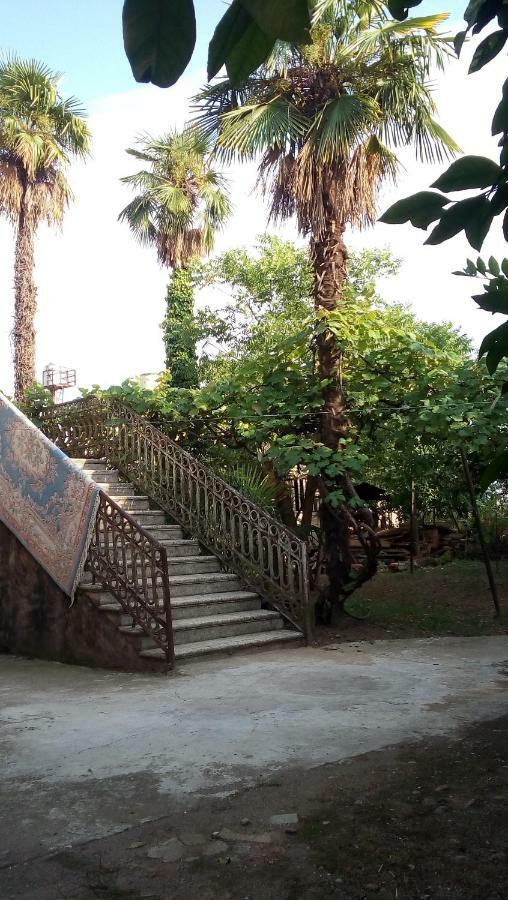 Elco Hotel Zugdidi Bagian luar foto