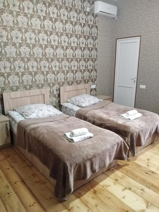Elco Hotel Zugdidi Bagian luar foto